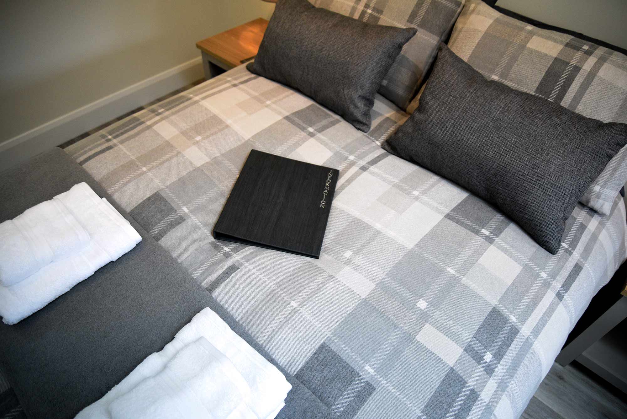 luxury double bed self catering accommodation